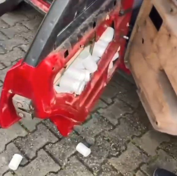 İzmir’den Gürcistan’a uyuşturucu sevkiyatı Artvin polisine takıldı
