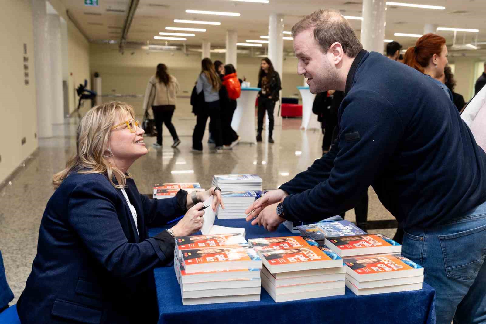 İzmir’den Silikon Vadisi’ne: Başarı hikayesiyle gençlere ilham oldu

