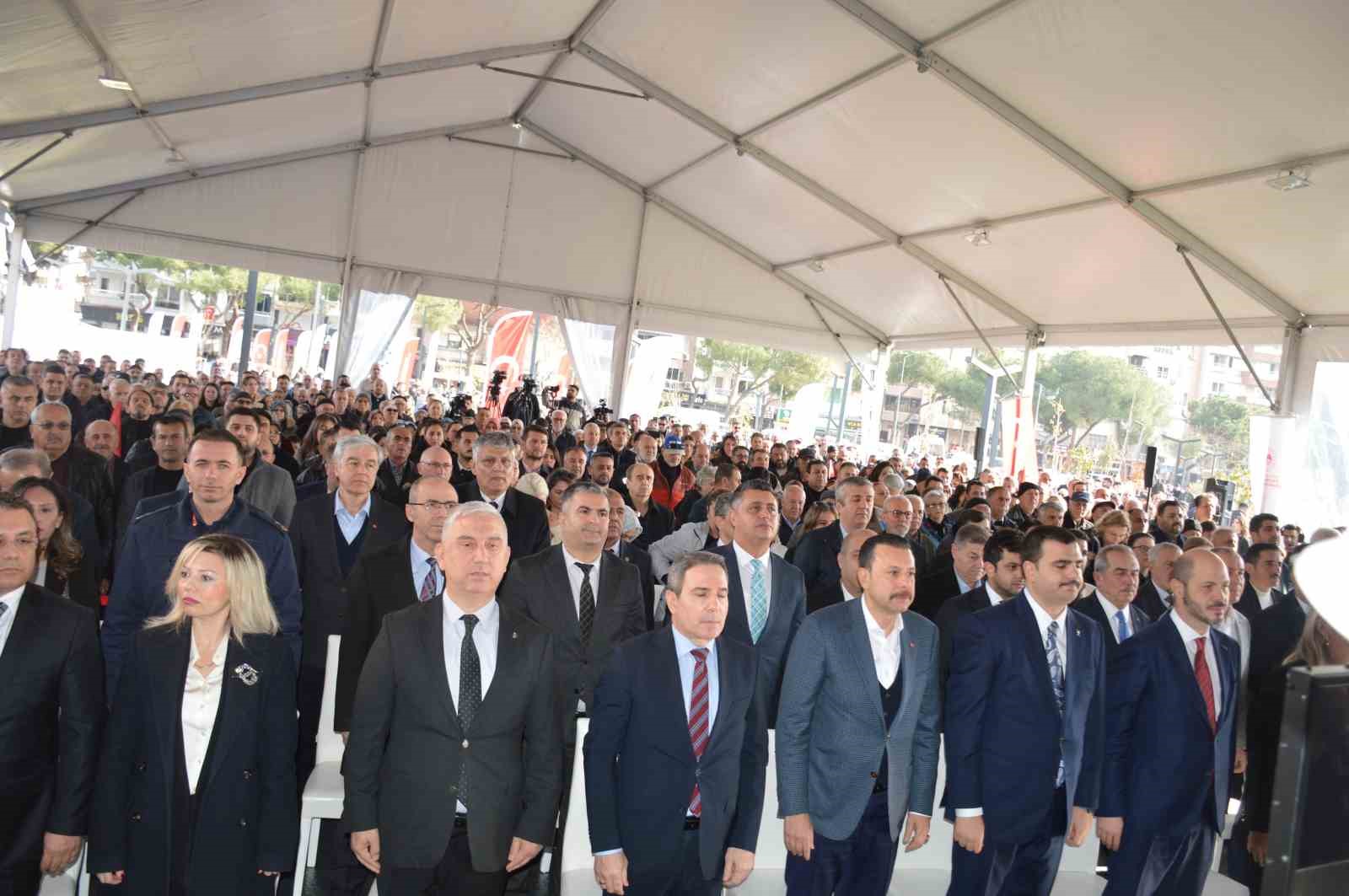 İzmir’in ilk Millet Bahçesi Bergama’da açıldı
