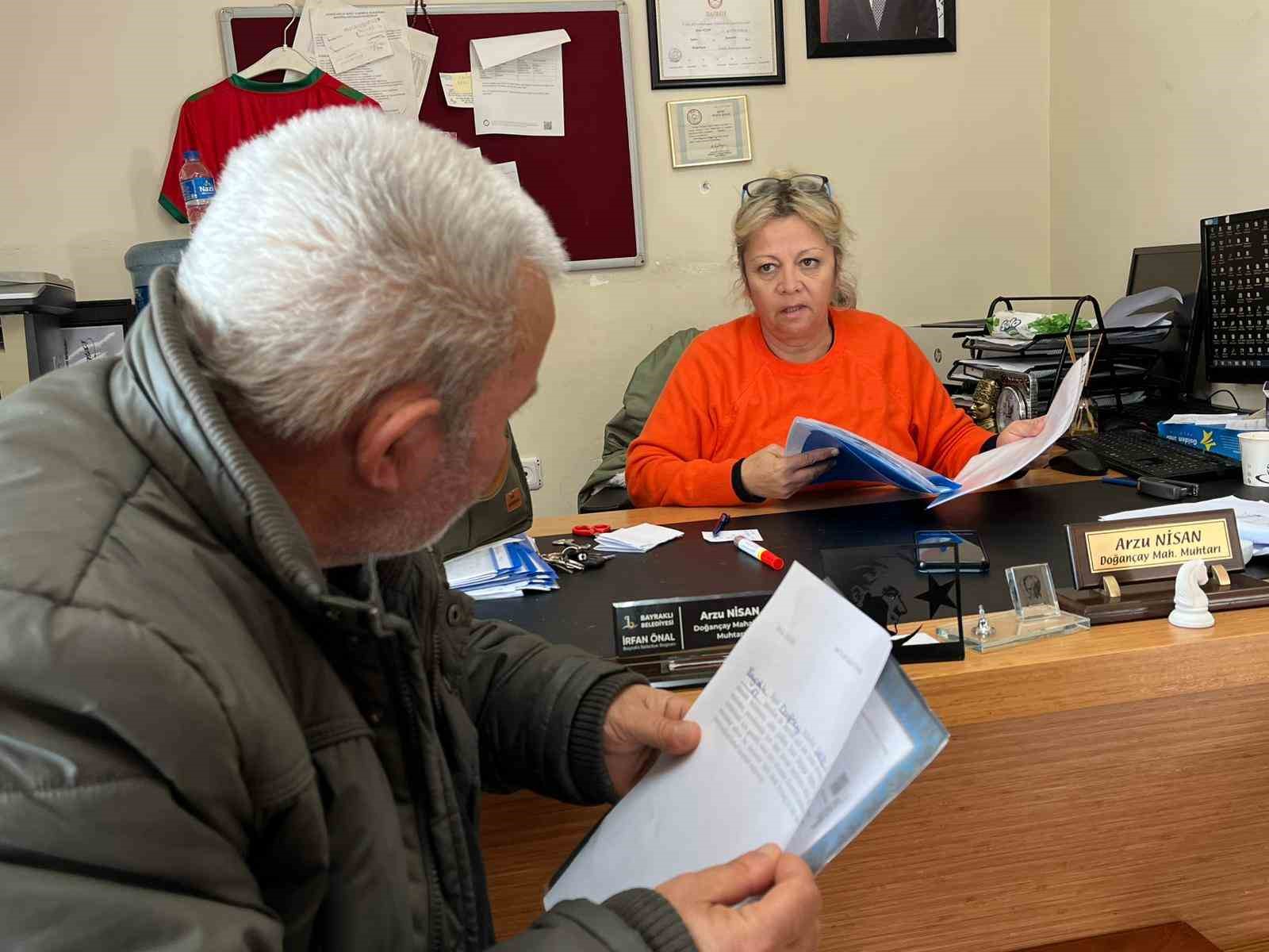 İzmir’in sıra dışı muhtarı: Babasının vasiyetini dinledi, köyün ’Tek Kraliçe’si oldu
