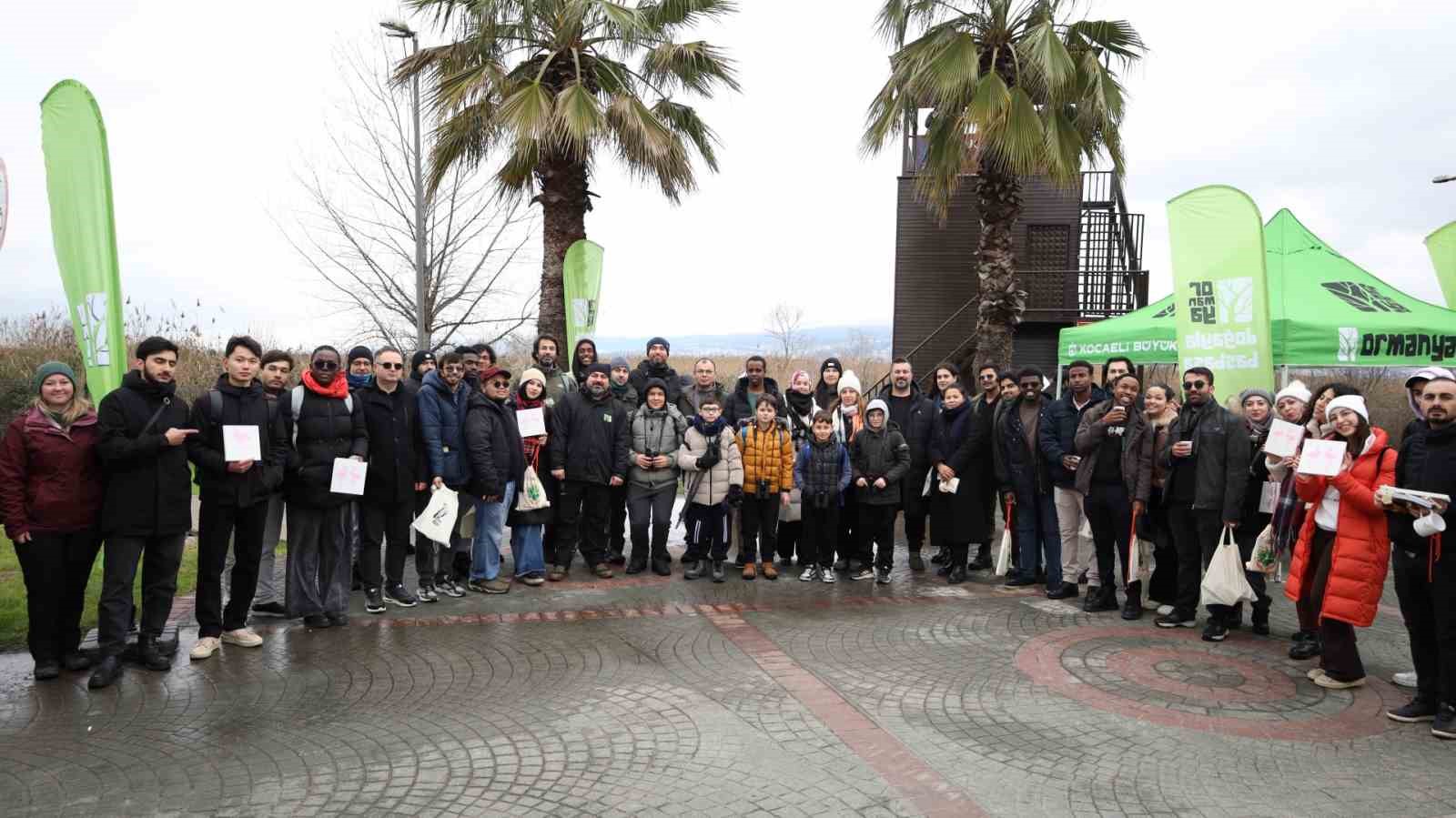 İzmit Körfezi’nin zarif misafirleri şenlikte görüntülendi
İzmit Körfezi’nin zarif misafirleri şenlikte görüntülendi