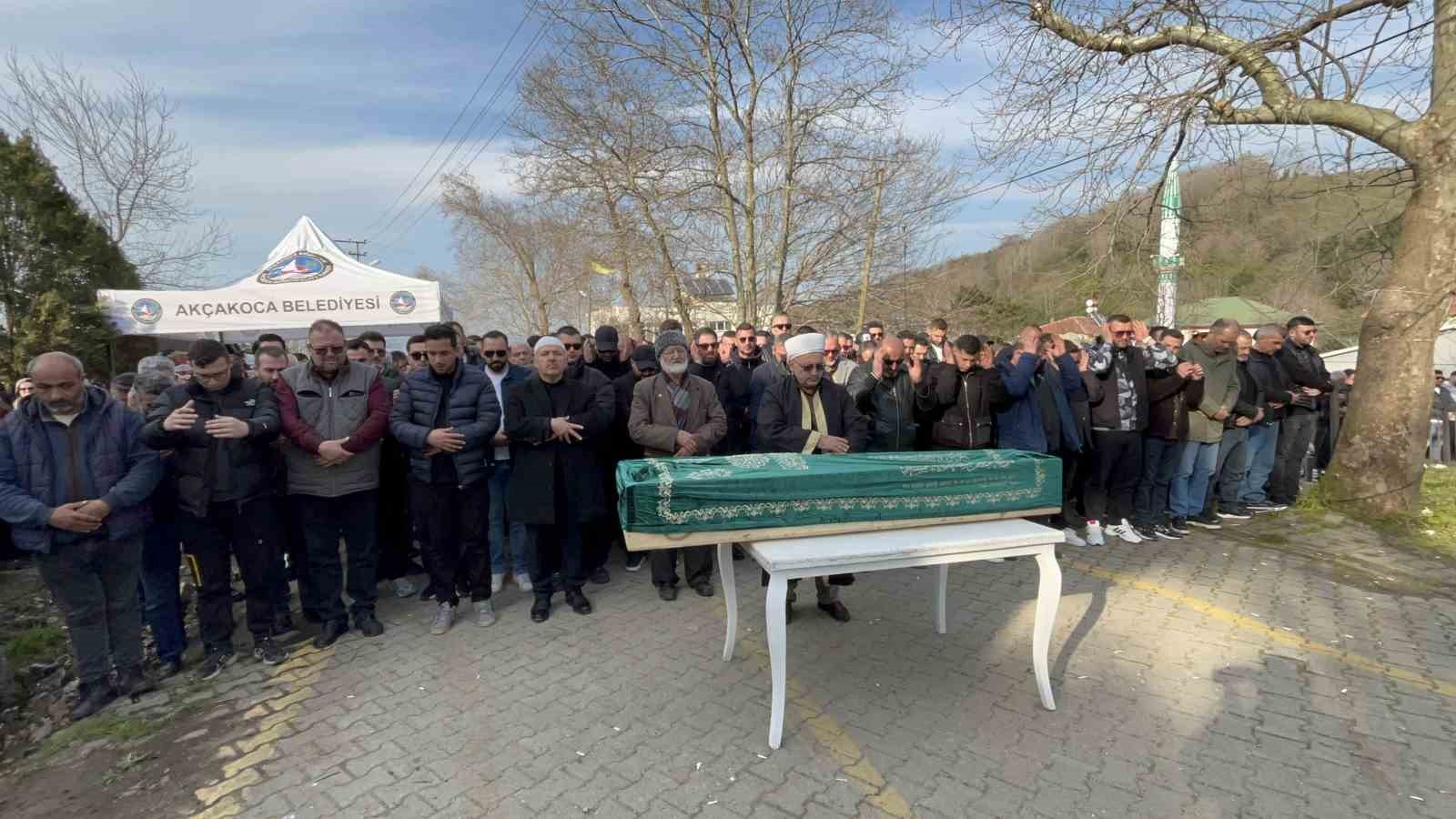 İzmit’teki silahlı saldırıda kahreden detaylar: "Tek suçu orada olmak"
