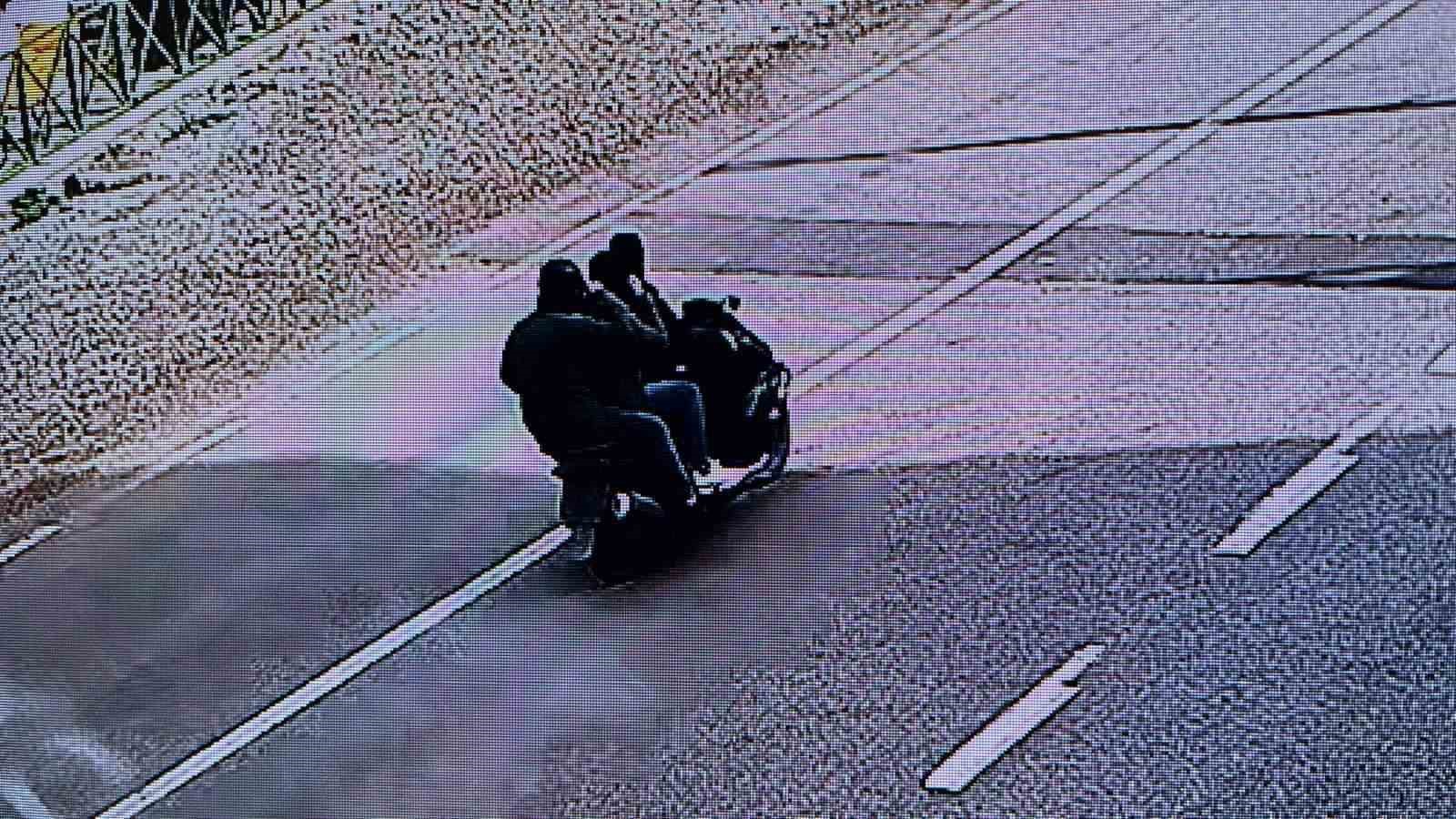 İznik’te evden hırsızlık şüphelileri 68 saatlik kamera incelemesiyle yakalandı
