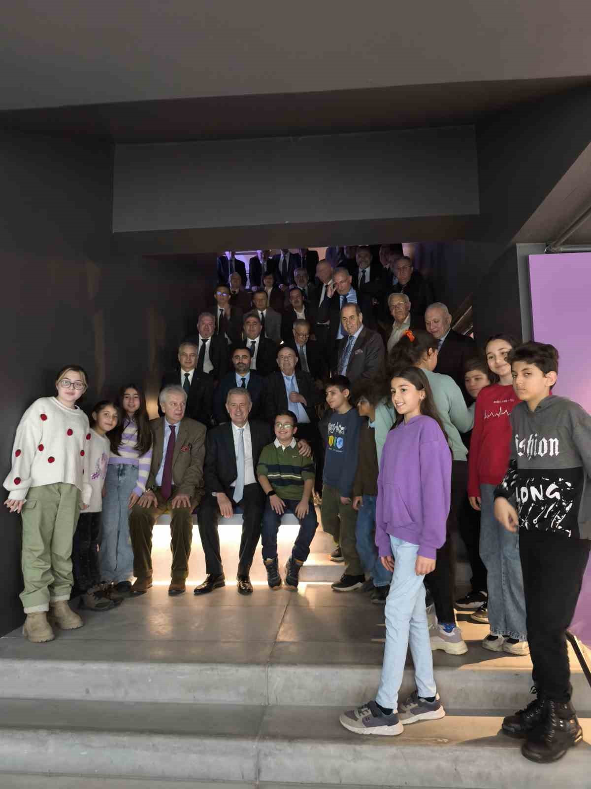 İzQ’dan rekor yılı: 2025’te 800 aktif üye, 16 bin 500 katılımcı
İzQ’dan rekor yılı: 2025’te 800 aktif üye, 16 bin 500 katılımcı