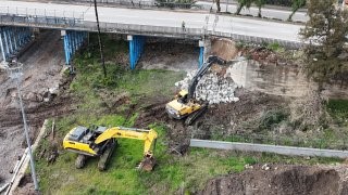 James Bond filminin bazı sahneleri çekilmişti: O köprüde yıkım başladı
