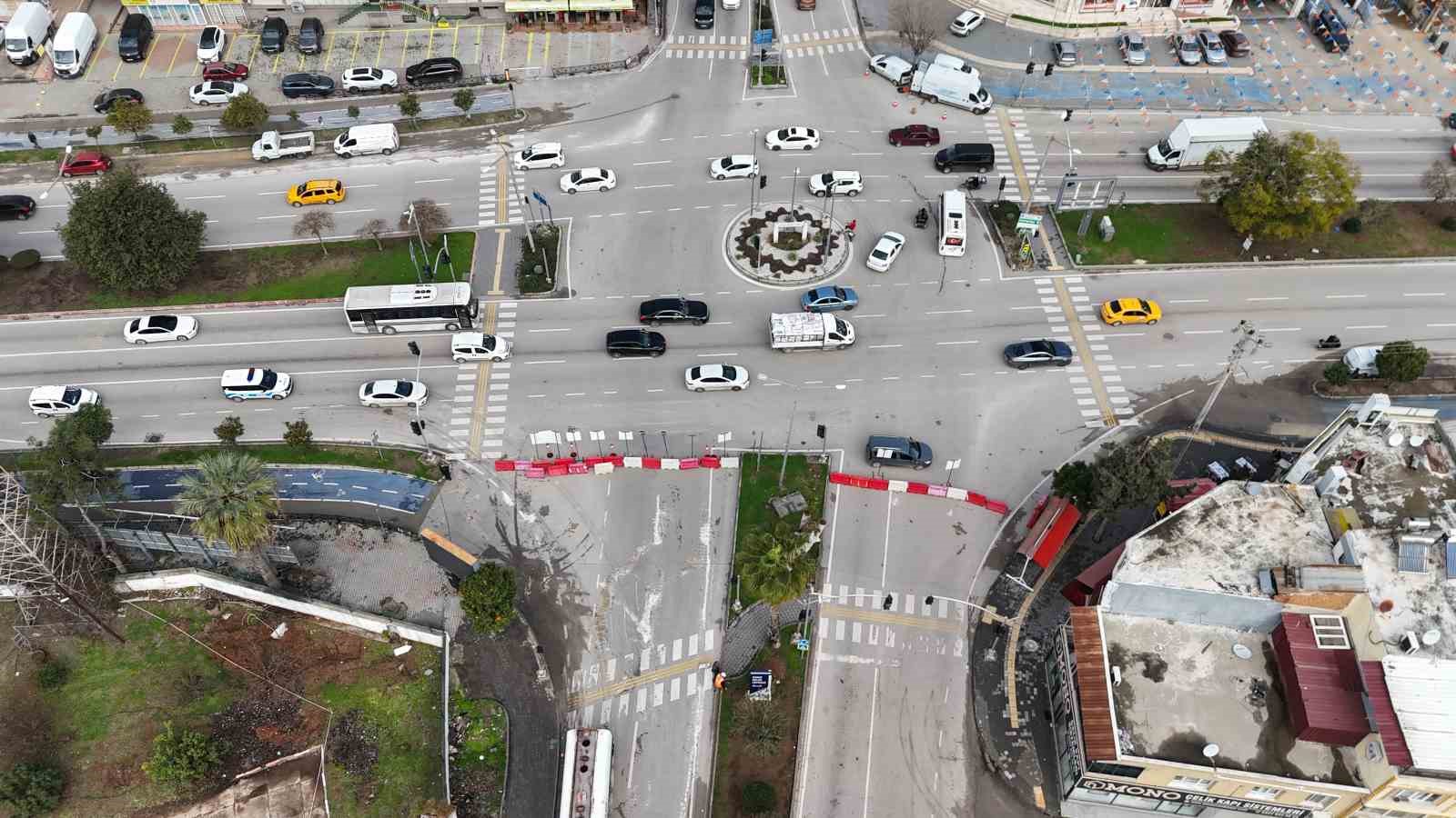 James Bond filminin bazı sahneleri çekilmişti: O köprüde yıkım başladı
