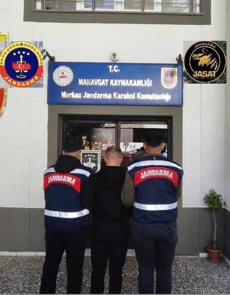 Jandarma 15 günde 973 aranan şüpheliyi yakaladı

