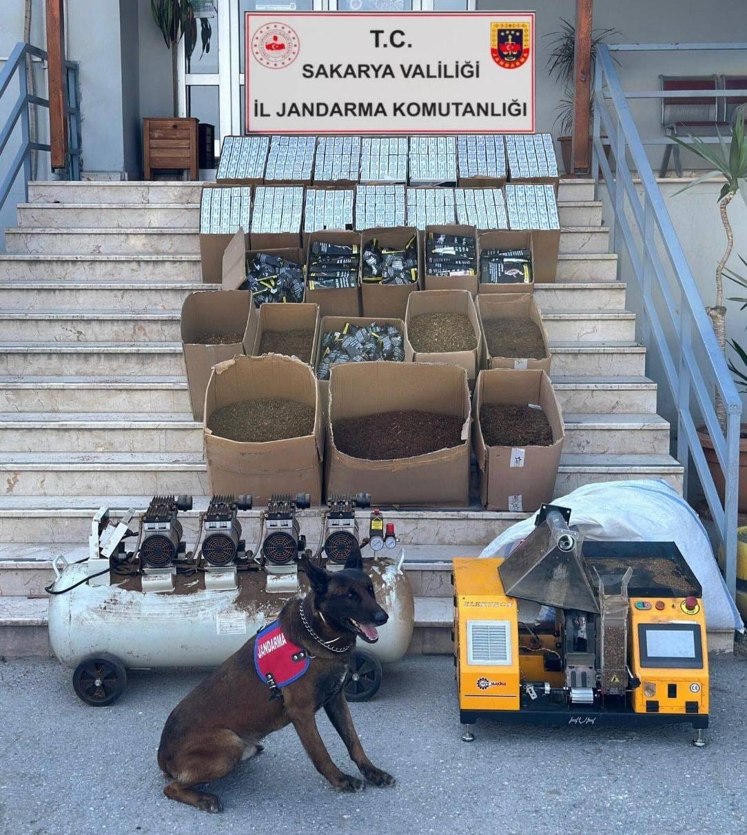 Jandarma kaçakçılığa geçit vermiyor: 3 gözaltı
