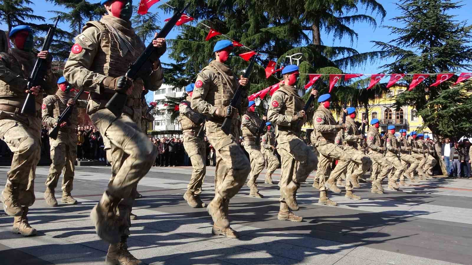 Jandarmadan nefes kesen hareketler
