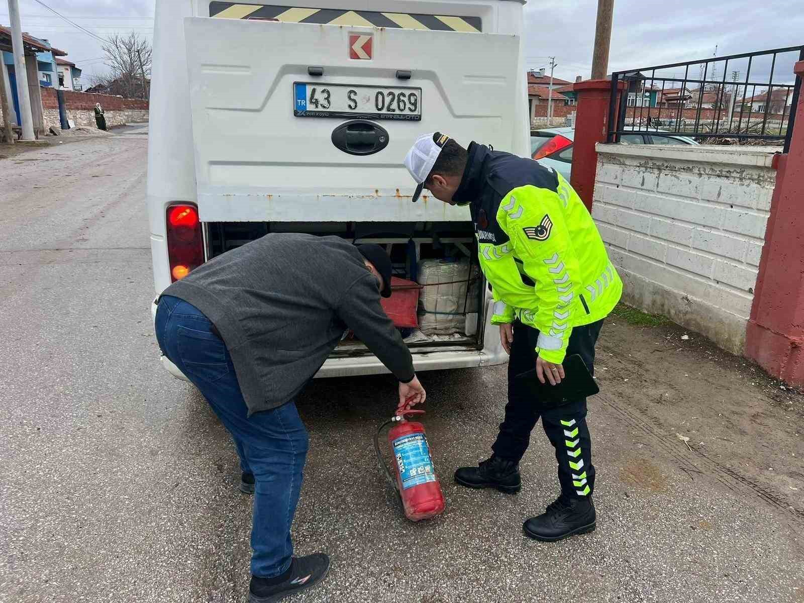 Jandarmadan okul servislerine sıkı denetim
