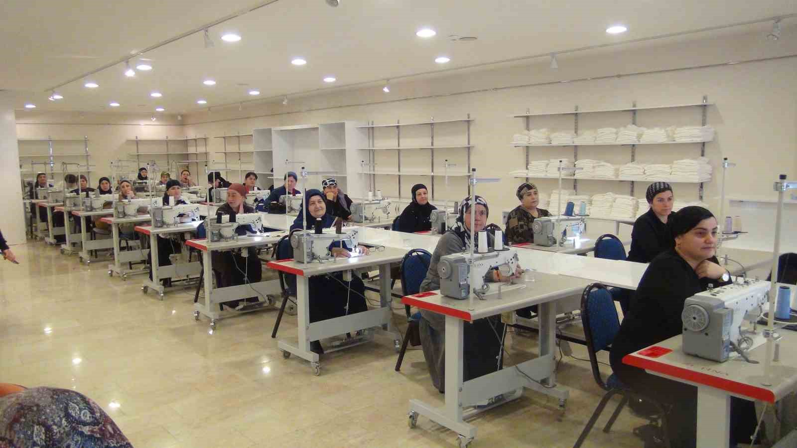 Japonya Büyükelçiliği’nden Ahlat’ta kadın istihdamına destek
