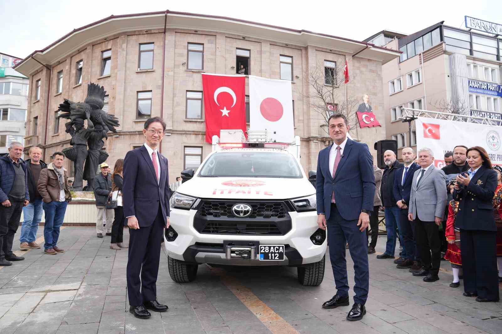 Japonya’dan Giresun Belediyesi’ne kurtarma aracı desteği
Japonya’dan Giresun Belediyesi’ne kurtarma aracı desteği