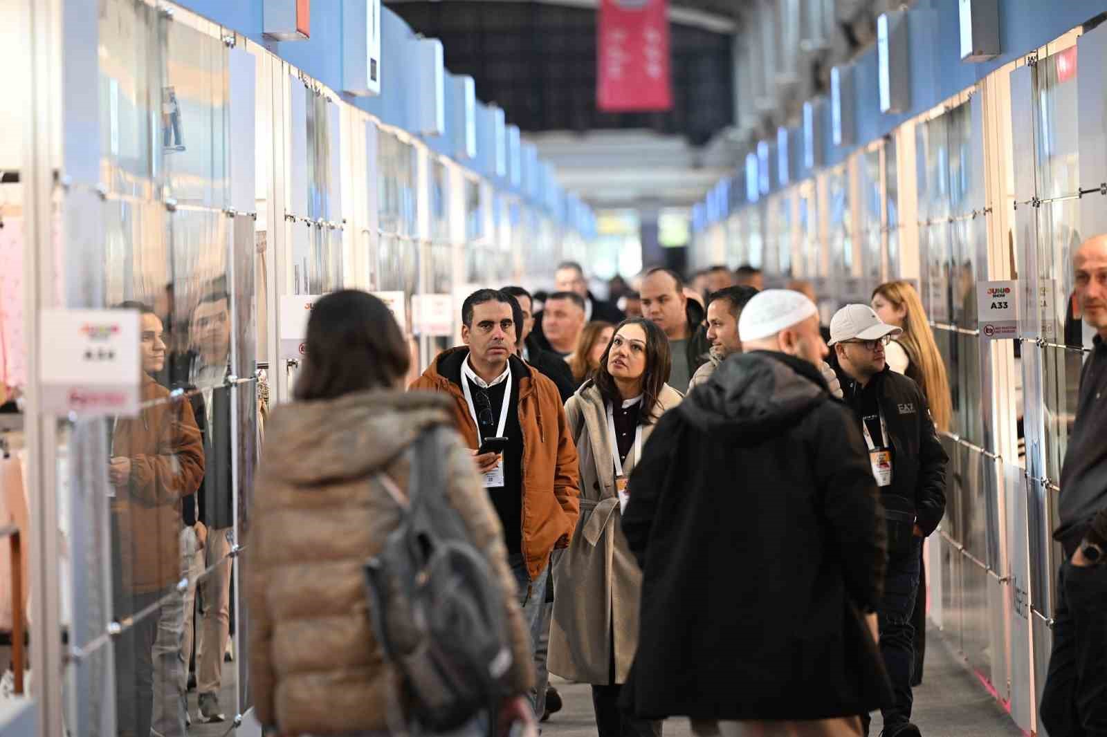 Junioshow, zorlu küresel şartlarda sektörün umutlarını tazeledi
