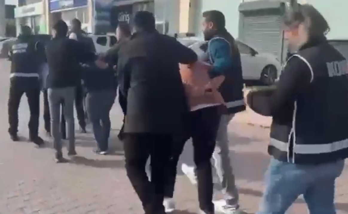 Kablo devi çalışanları tarafından 5 milyon dolar zarara uğratıldı
