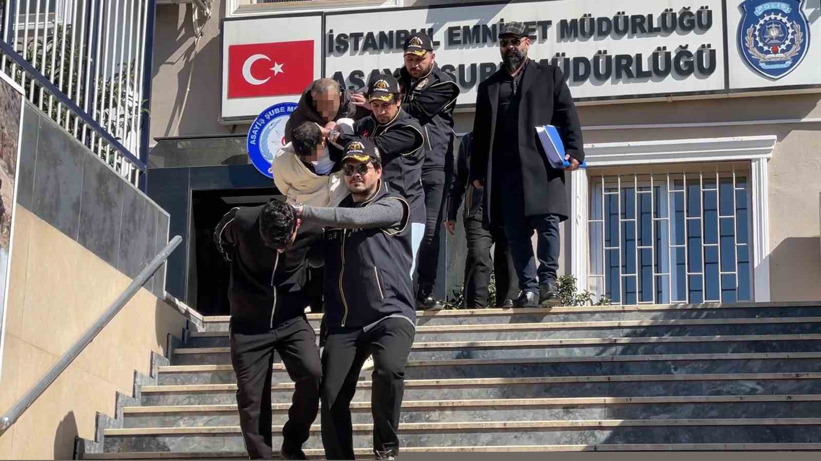 Kadıköy’de ev sahibi ve bakıcıyı bağlayıp 1 milyon TL çaldılar: Şüpheli yurt dışına kaçarken yakalandı
