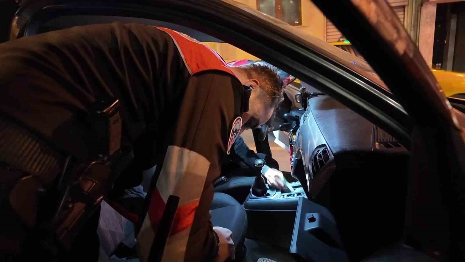 Kadıköy’de helikopter destekli asayiş denetimi
