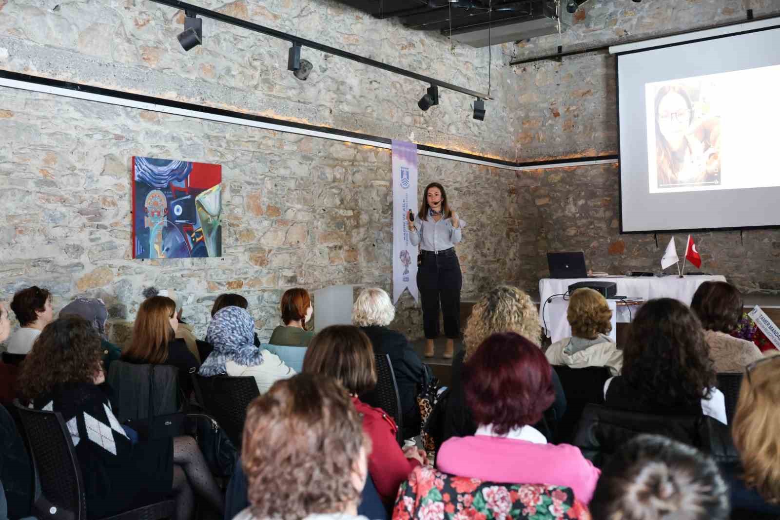 Kadın girişimciler için online ticaret semineri düzenlendi
