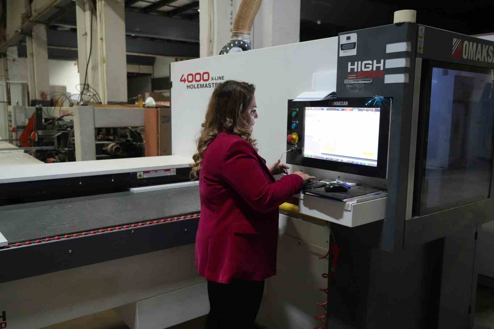 ’Kadın işi değil’ diyenlere inat önce patron, sonra başkan oldu
