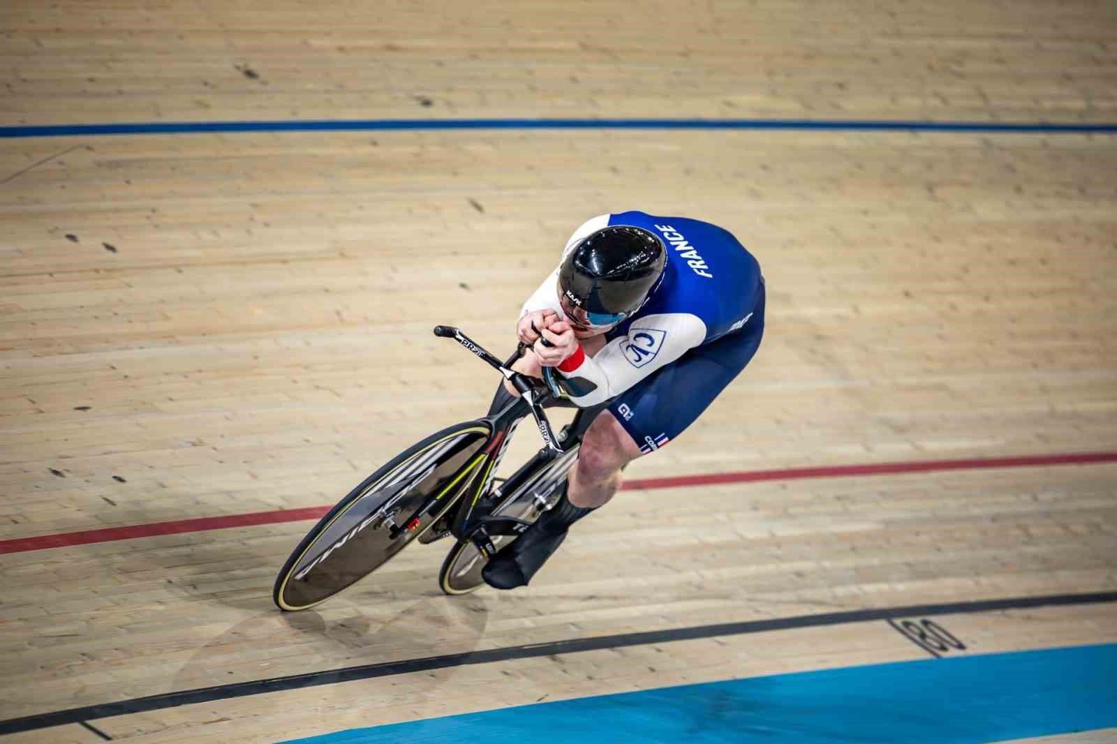 Kadınlar Bireysel Sprint Elemeleri ve Kadınlar Takım Takip kategorilerinde toplam 2 dünya rekoru kırıldı
Kadınlar Bireysel Sprint Elemeleri ve Kadınlar Takım Takip kategorilerinde toplam 2 dünya rekoru kırıldı