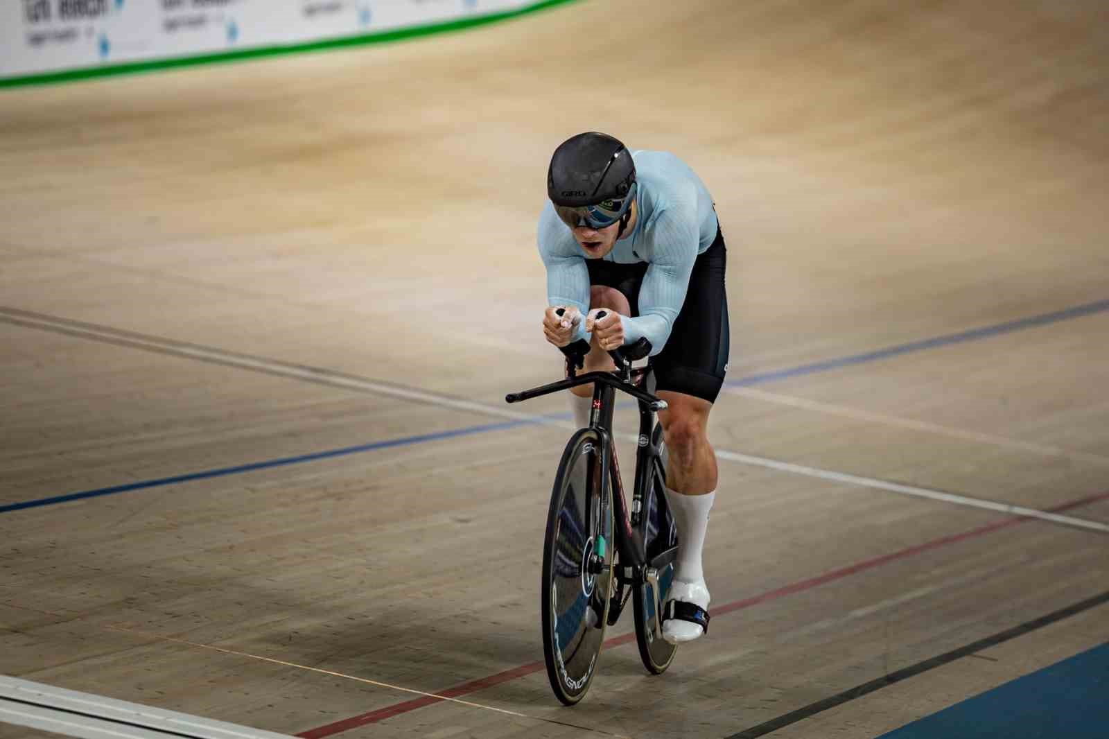 Kadınlar Bireysel Sprint Elemeleri ve Kadınlar Takım Takip kategorilerinde toplam 2 dünya rekoru kırıldı
Kadınlar Bireysel Sprint Elemeleri ve Kadınlar Takım Takip kategorilerinde toplam 2 dünya rekoru kırıldı