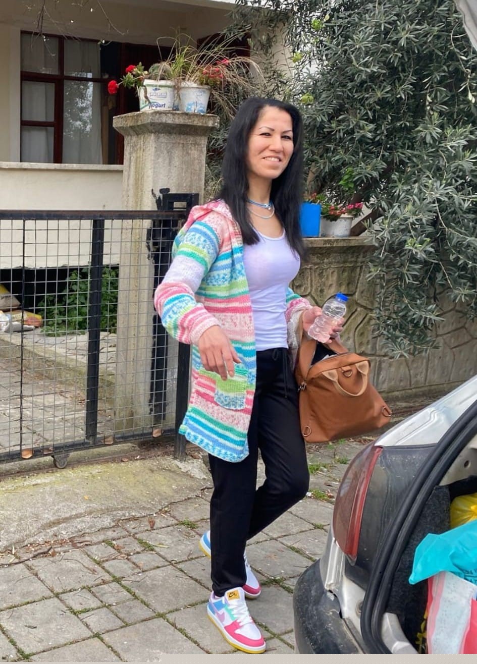 Kadınlar Günü’nde kocası tarafından katledilen kadın toprağa verildi
