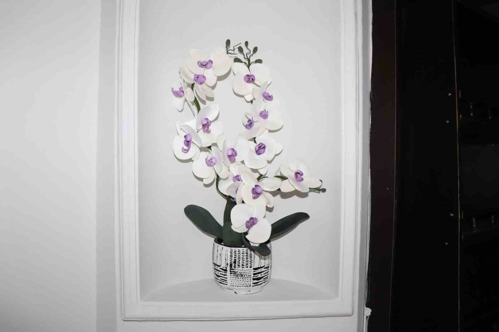 Kadınlar halk eğitimiyle hem sosyalleşiyor hem de gelir elde ediyor
