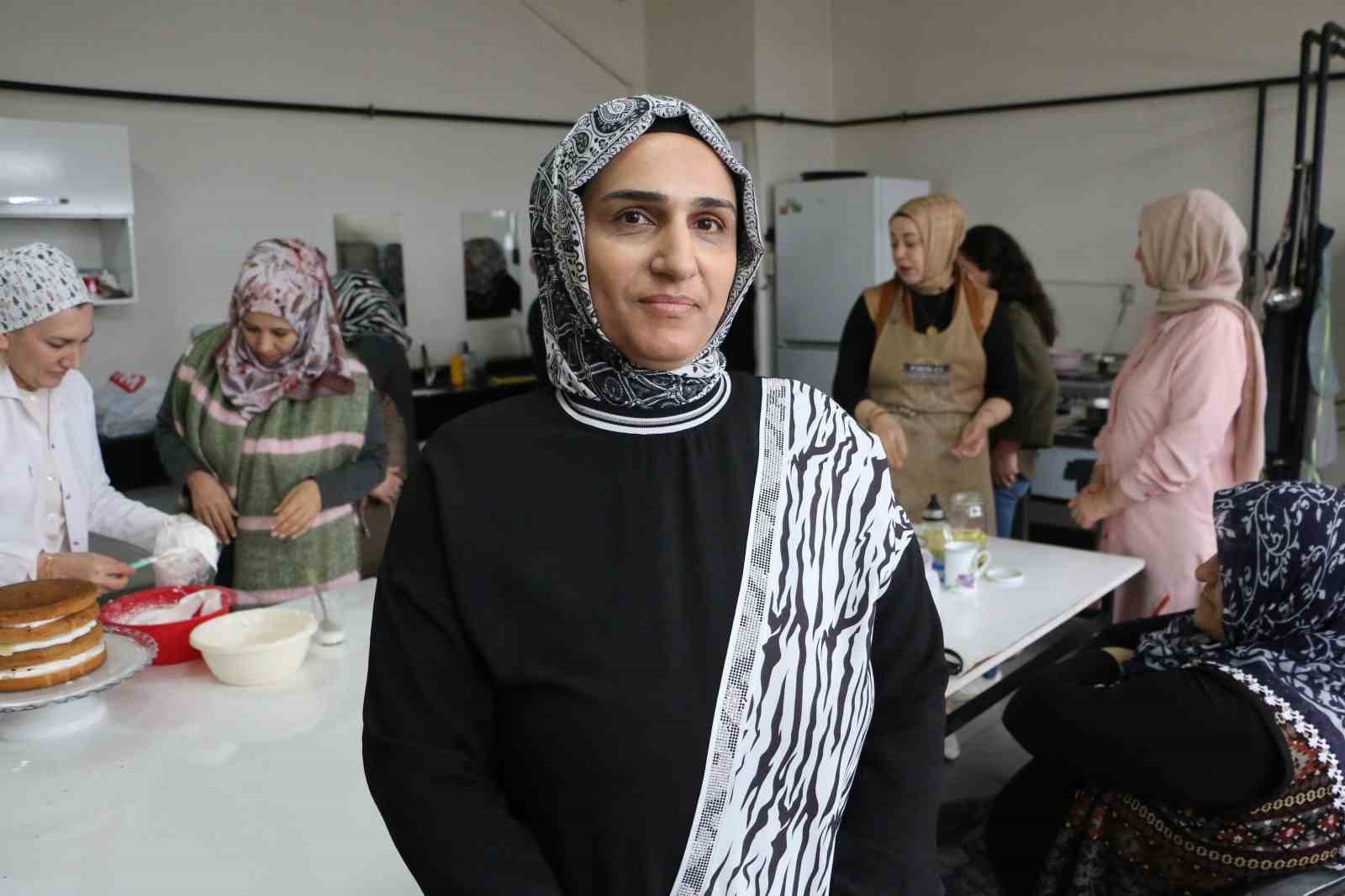 Kadınların emeği madalyayla taçlandı
