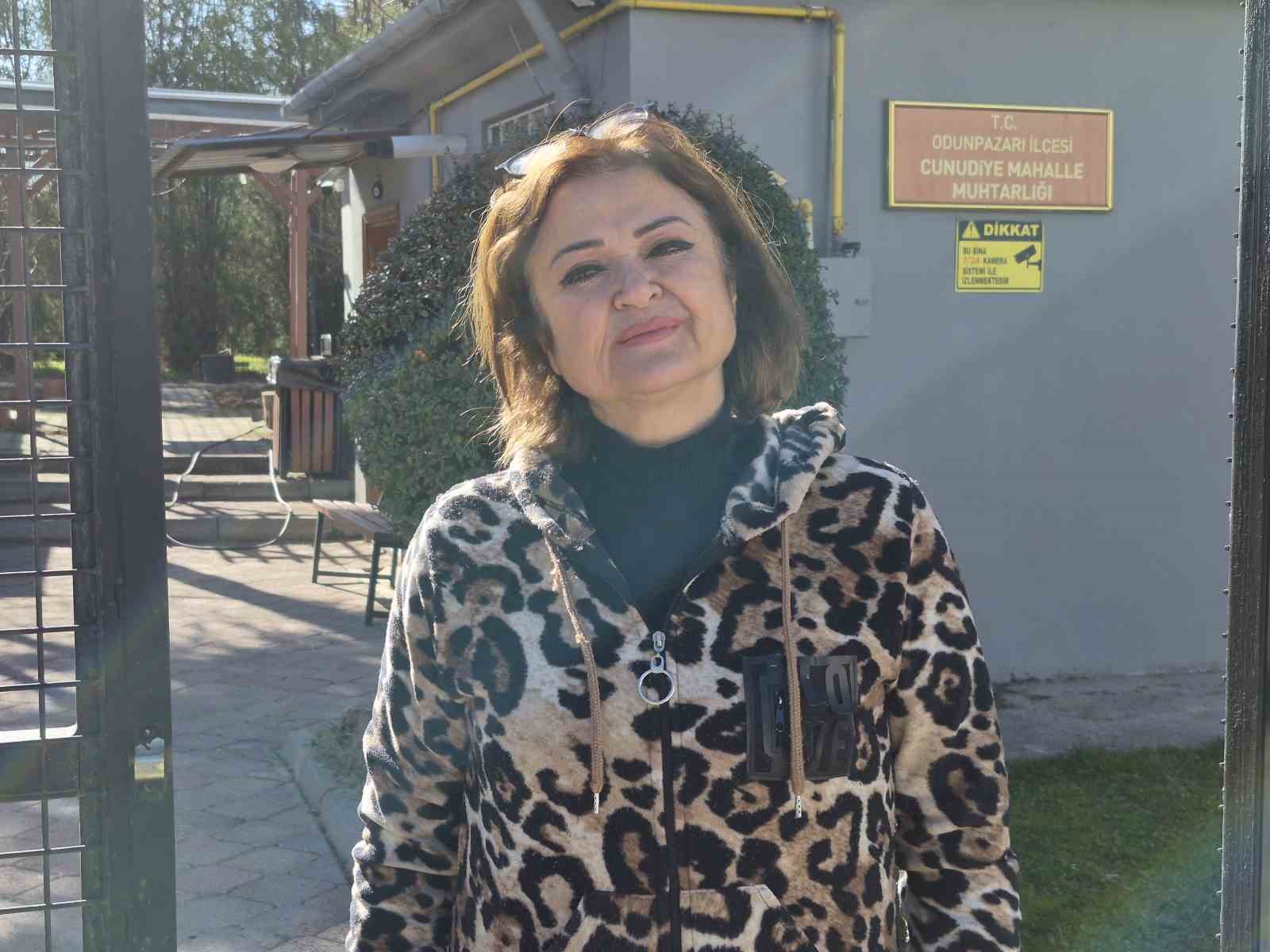 Kadınların ördüğü bebek kıyafetleri ihtiyaç sahibi ailelere hediye ediliyor
