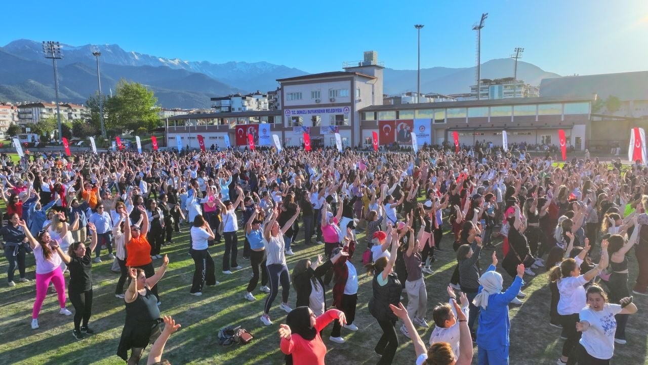 Kadınların ritmi Denizli’ye enerji kattı
