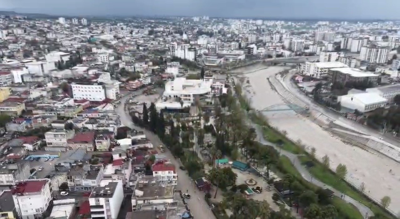 Kadirli’de selin bilançosu havadan görüntülendi

