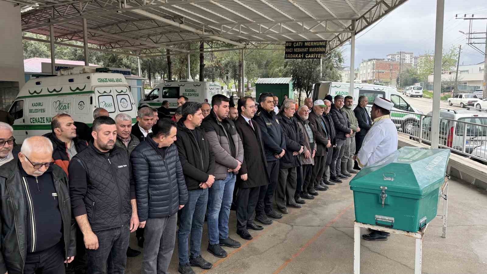 Kadirli’deki sel felaketinde hayatını kaybeden Fatih Anbarcıoğlu son yolculuğuna uğurlandı
