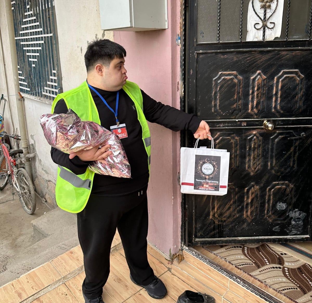 KAGES’ten Adıyaman’da bayram öncesi anlamlı yardım
