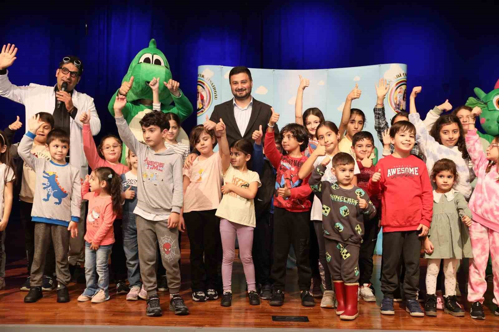 Kağıthane’de gençler için kültürel ve sportif faaliyet programları sürdürülüyor
