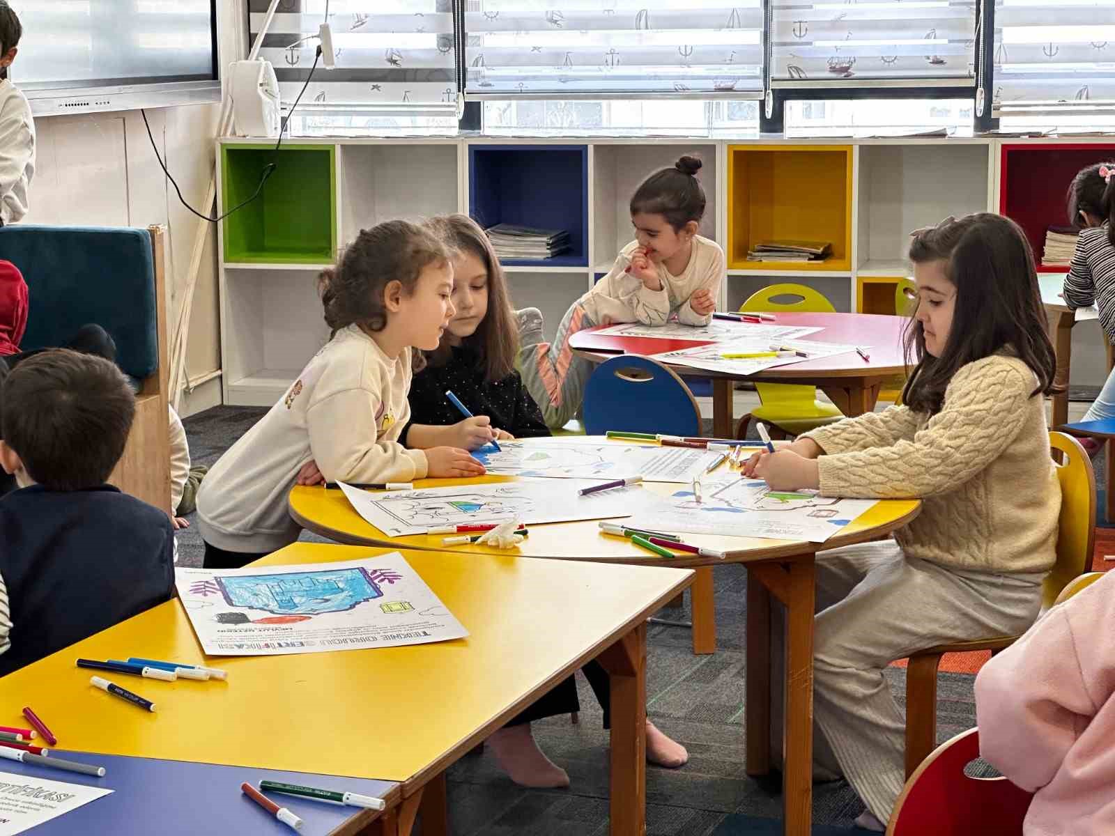 Kağıthane’de miniklere kitap dolu dünya
