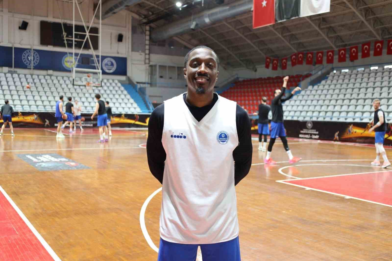 Kağıtsporlu basketbolcular Süper Lig hedefine odaklandı
