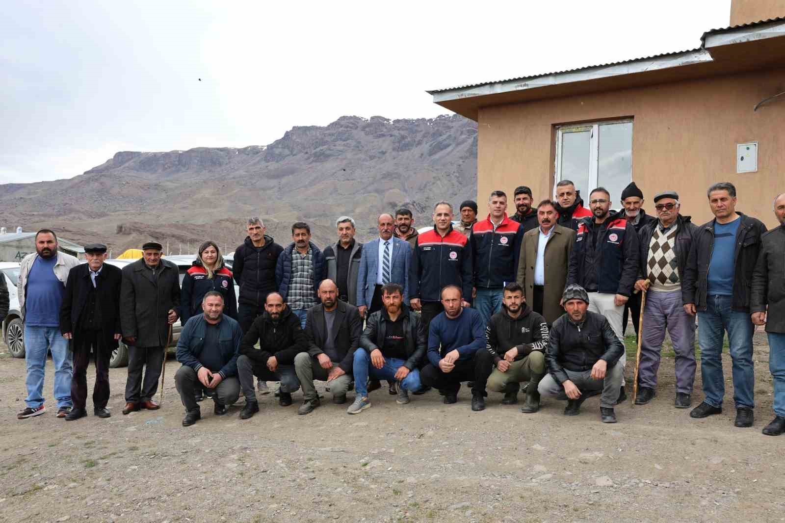 Kağızman’da üreticilerle gelecek planlanıyor
