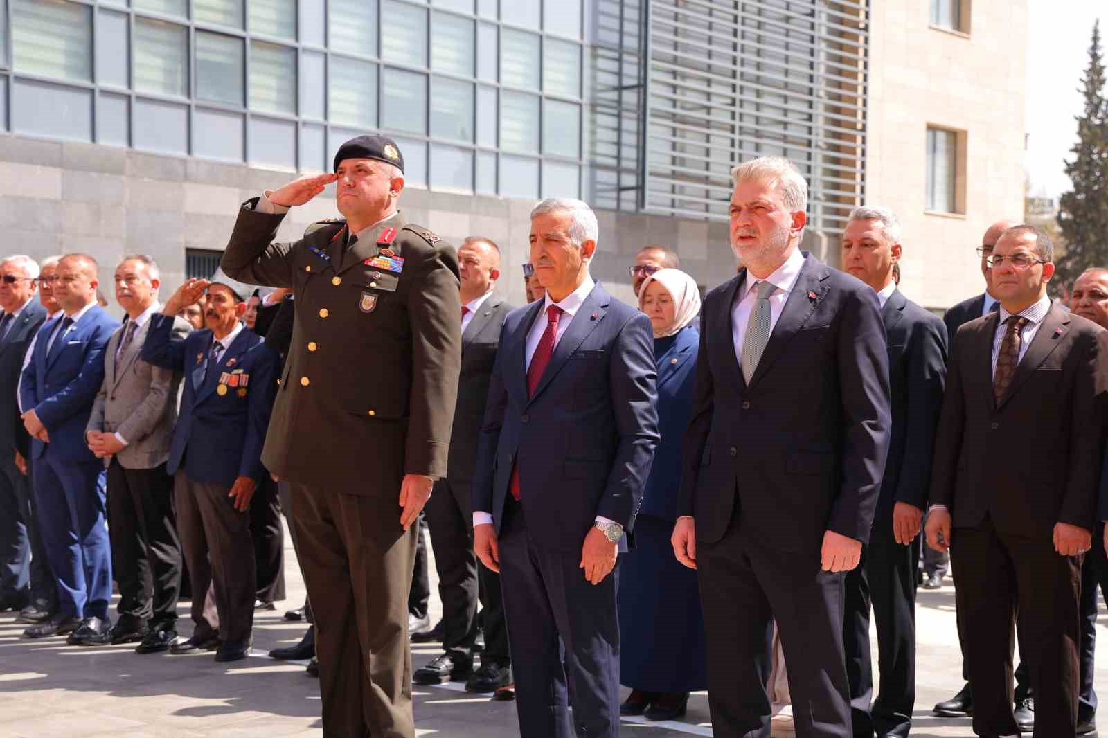 Kahramanmaraş’a İstiklal Madalyası’nın verilişinin 101. yılı kutlandı
Kahramanmaraş’a İstiklal Madalyası’nın verilişinin 101. yılı kutlandı