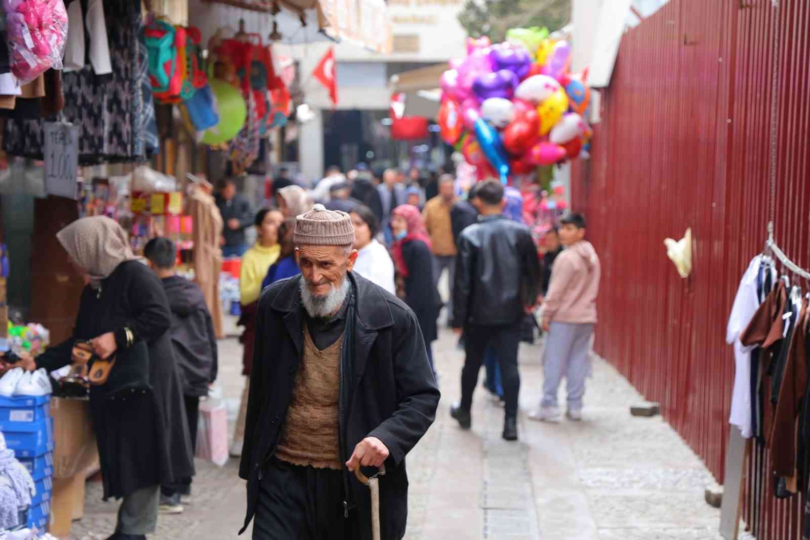 Kahramanmaraş’ta bayram öncesi yoğunluğu
