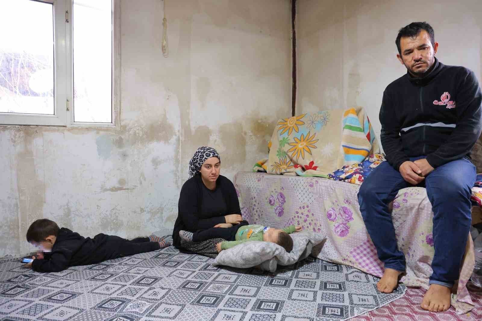 Kahramanmaraş’ta belinden zımba teli çıkan bebeğin ailesi sorumluların ceza almasını istedi
