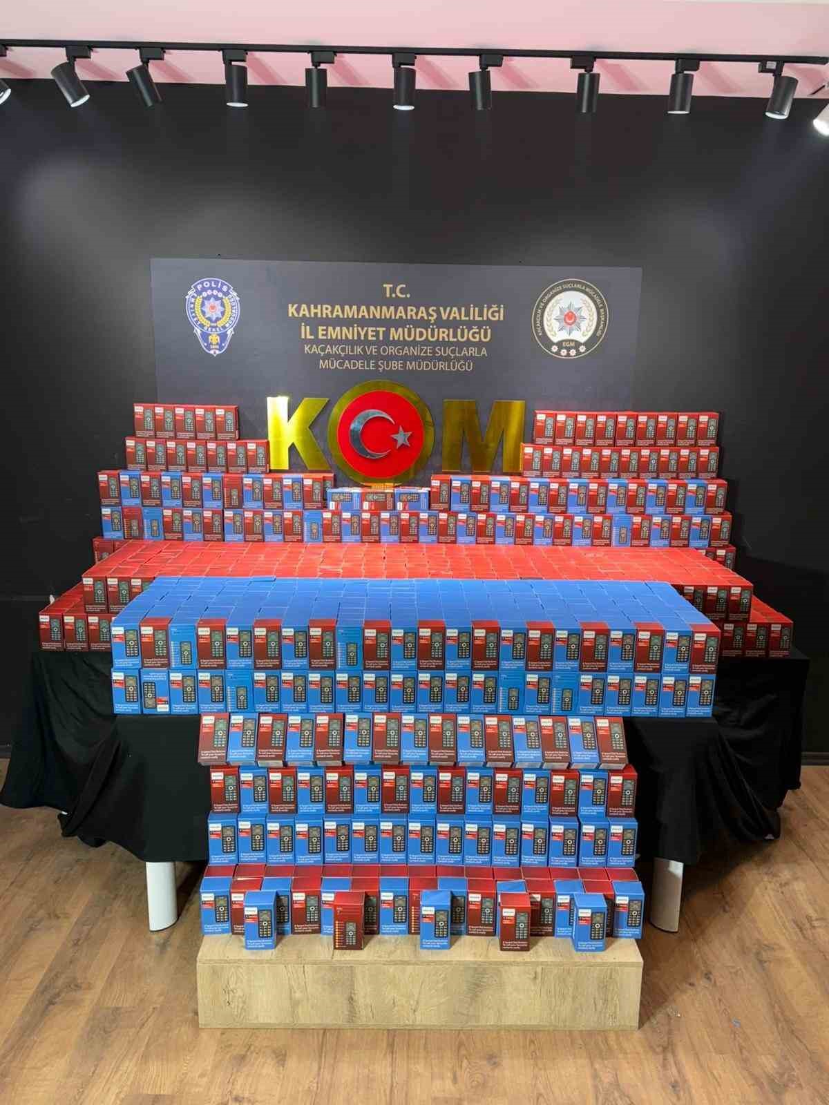 Kahramanmaraş’ta bin 422 adet kaçak telefon ele geçirildi
