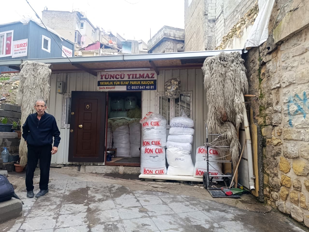 Kahramanmaraş’ta çeyizlerin vazgeçilmezi tarihe karıştı: Yüncülük can çekişiyor
