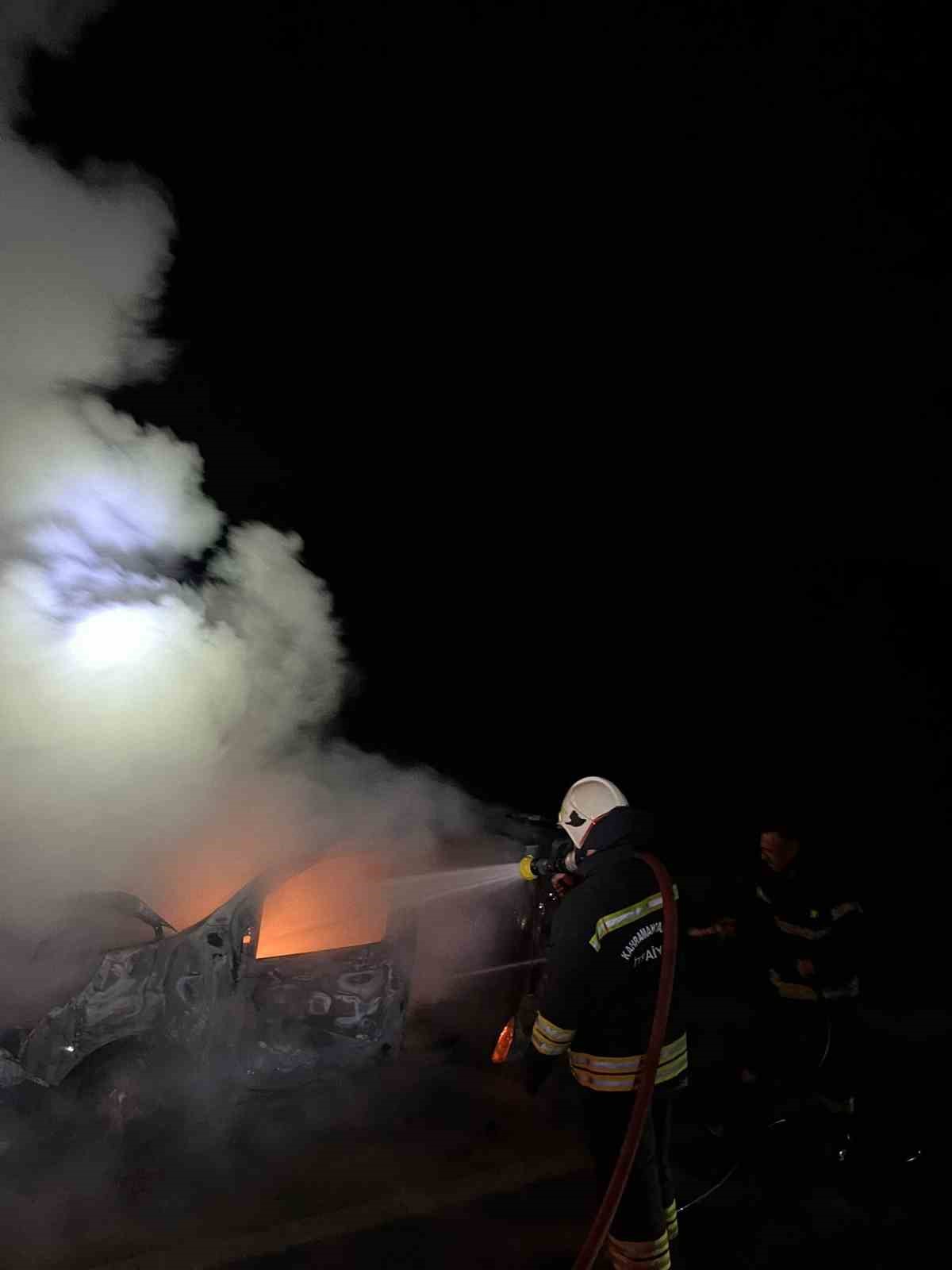 Kahramanmaraş’ta iki farklı noktada araç yangını söndürüldü

