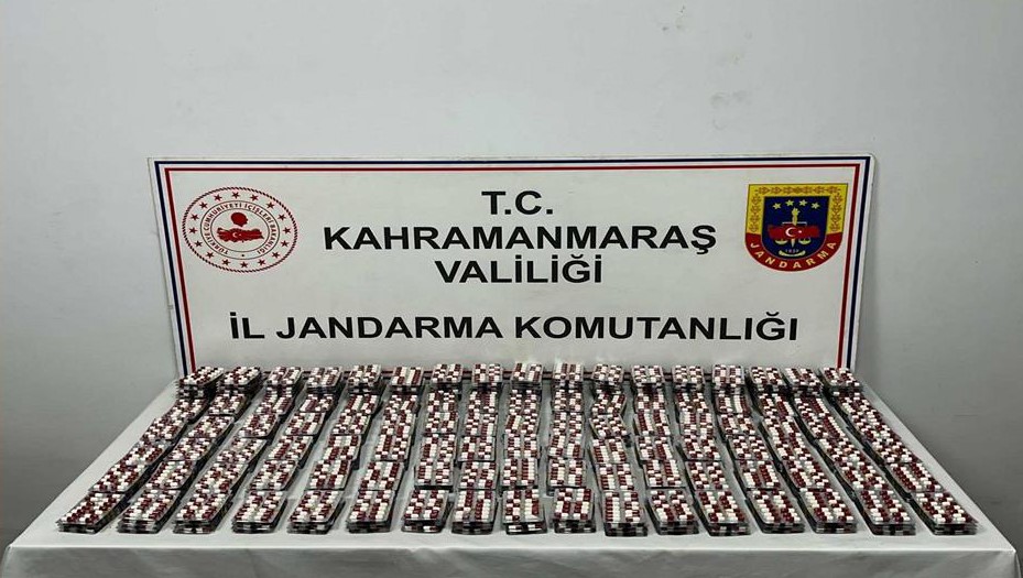 Kahramanmaraş’ta jandarmadan 3 aylık bilanço: 129 silah ele geçirildi, 275 kişi tutuklandı
Kahramanmaraş’ta jandarmadan 3 aylık bilanço: 129 silah ele geçirildi, 275 kişi tutuklandı