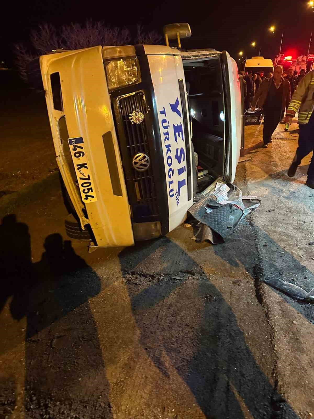 Kahramanmaraş’ta minibüs kazası: 10 yaralı
