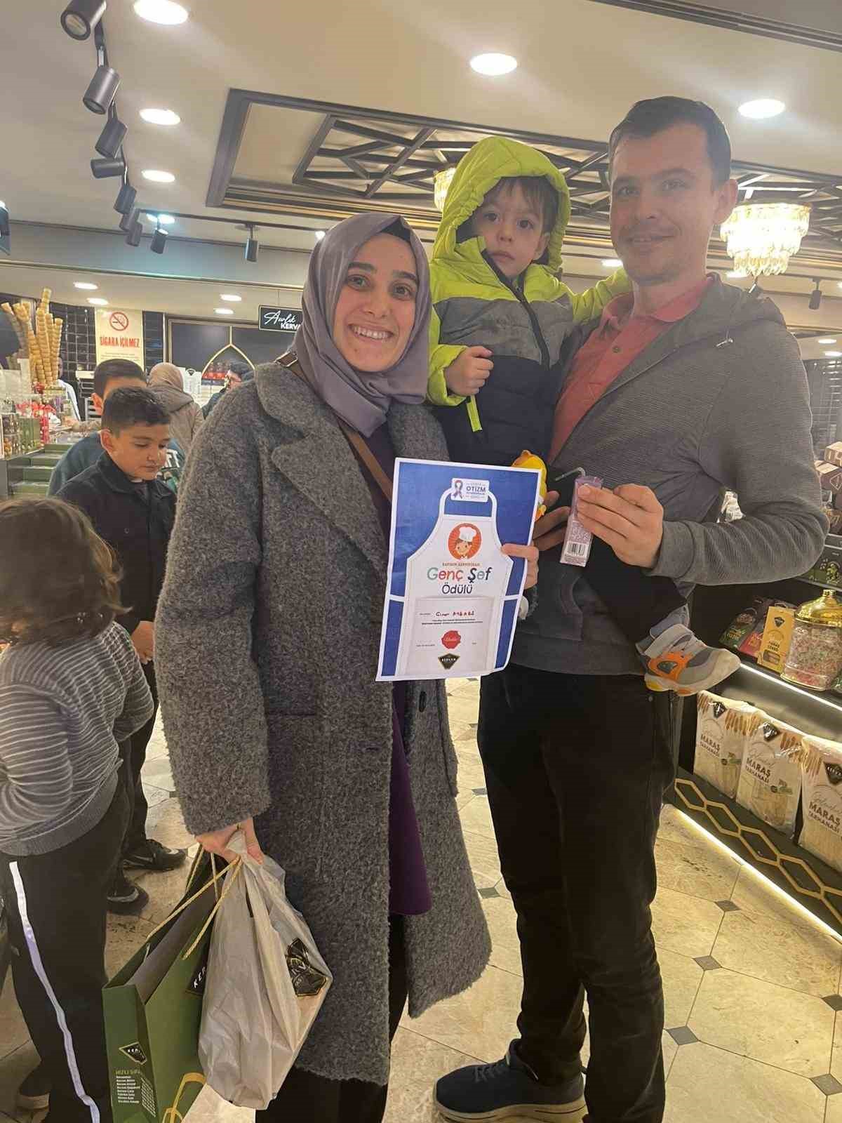 Kahramanmaraş’ta özel çocuklar kendi kurabiyelerini yaptı: Hem öğrendiler hem eğlendiler
