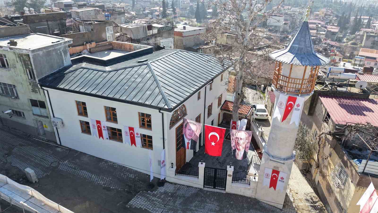 Kahramanmaraş’ta restorasyonu tamamlanan 5 cami daha ibadete açıldı
Kahramanmaraş’ta restorasyonu tamamlanan 5 cami daha ibadete açıldı