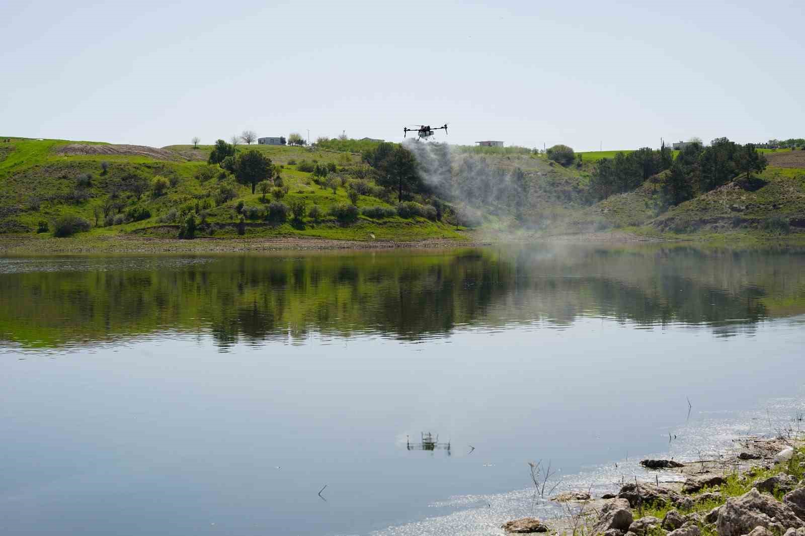 Kahta Belediyesi’nden dron destekli ilaçlama
