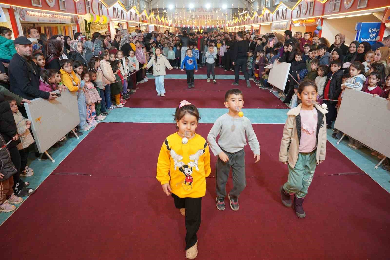 Kahta Belediyesi’nden Ramazan Çarşısı etkinliği
