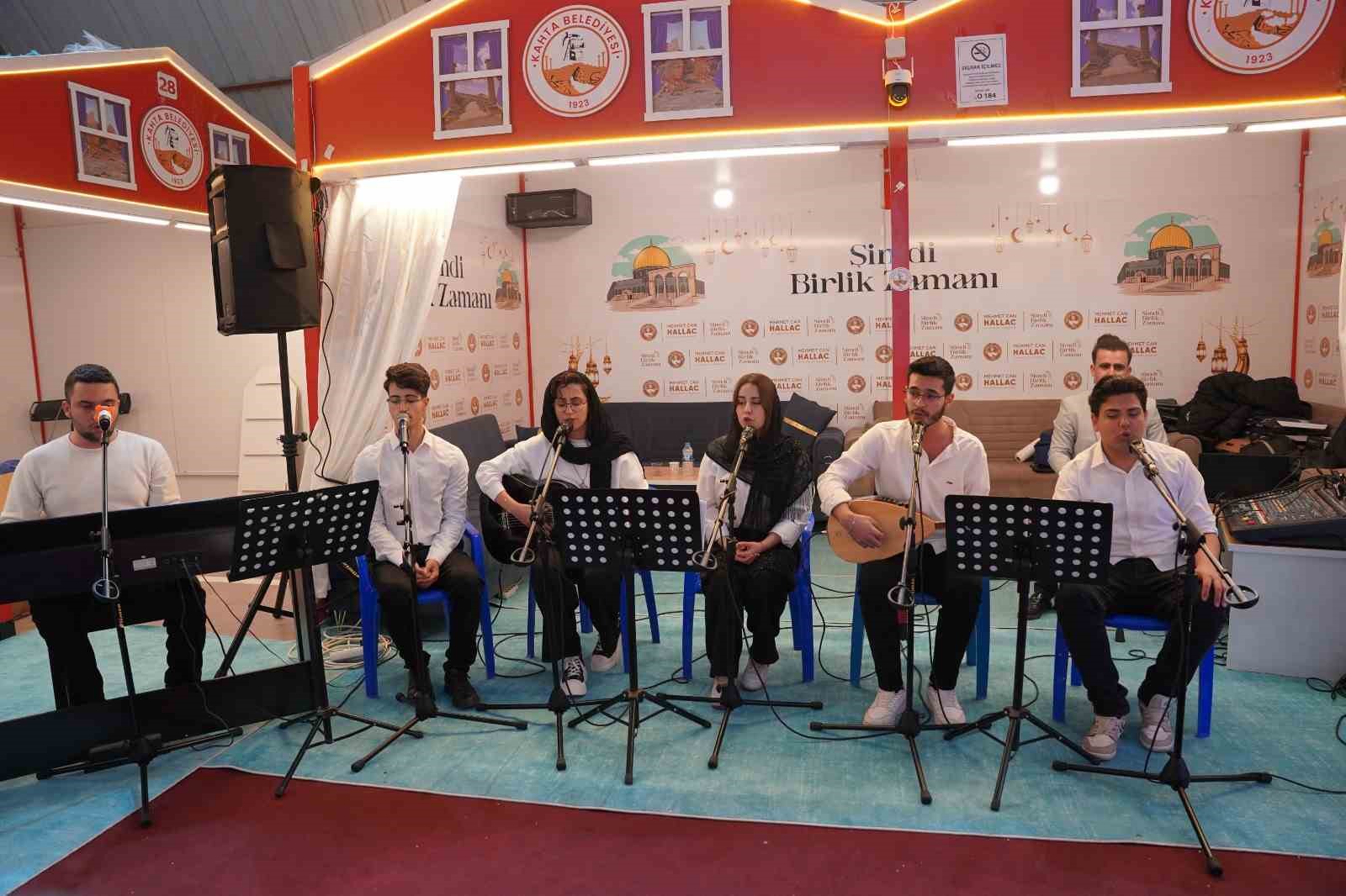 Kahta Belediyesi’nin birlik ve dayanışma etkinliği
