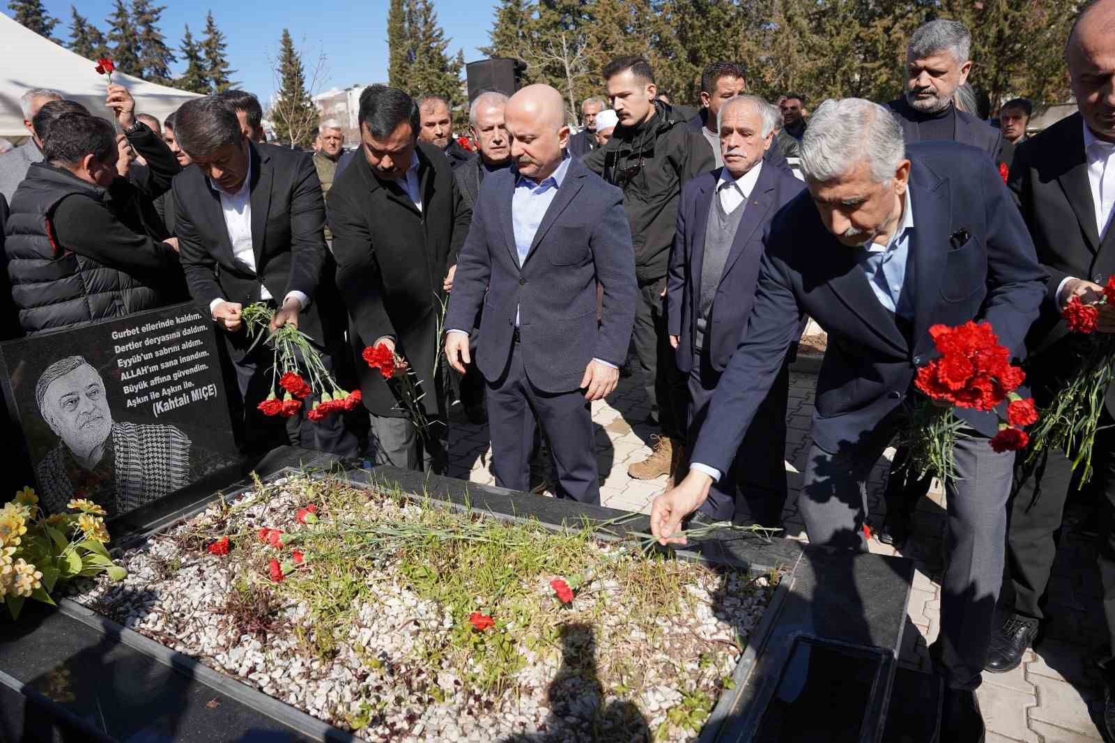 Kahtalı Mıçe, vefat yıl dönümünde memleketinde dualarla anıldı

